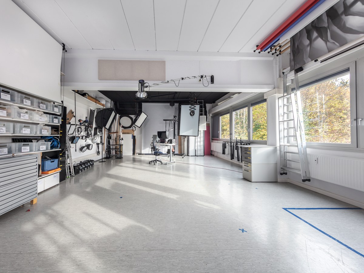 Tageslichtstudio vollständig verdunkelbar